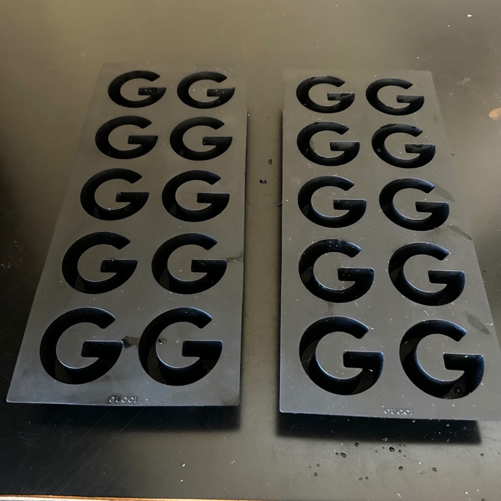 Gucci Rare Black Silicone G Ice Tray Mold. Like New